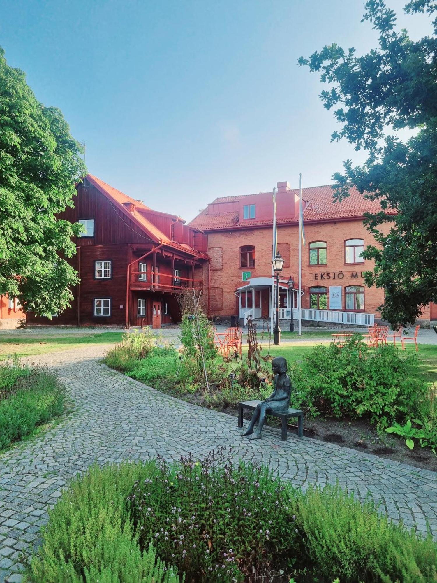 Garvaren Boendet Mitt I Gamla Stan I Eksjoe Bagian luar foto